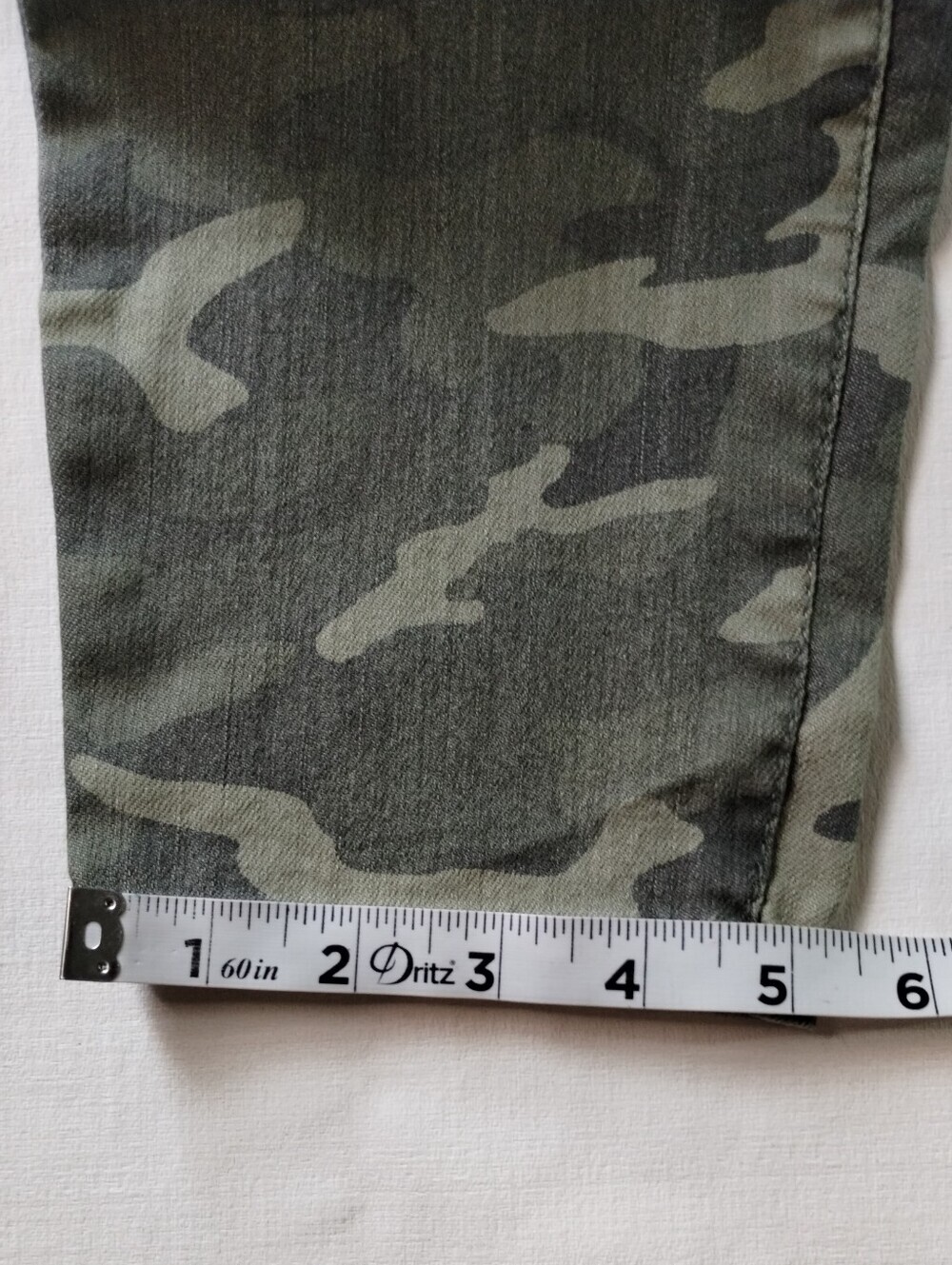 Maurices Olive Green Camo Skinny Jeans Size (L) - Picture 7 of 11